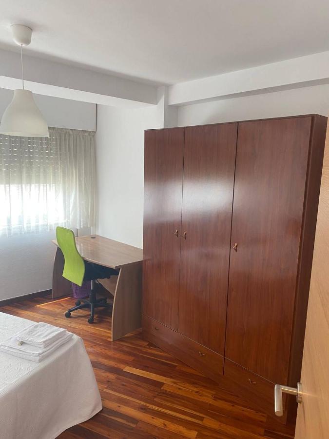 Apartamento Piso En El Ensanche Santiago de Compostela Exterior foto