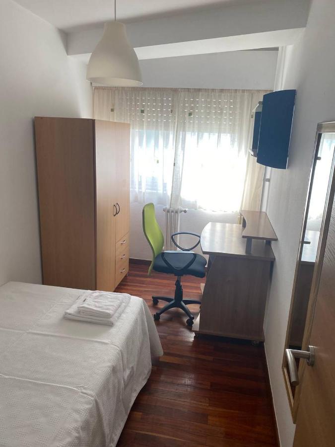 Apartamento Piso En El Ensanche Santiago de Compostela Exterior foto